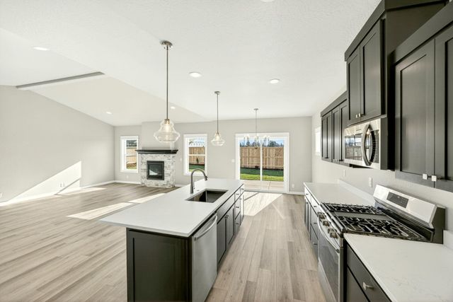 3758 Carlin Drive, Medford, OR 97504