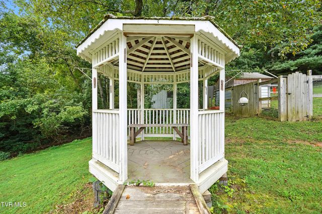 2684 South Highway 81, Jonesborough, TN 37659