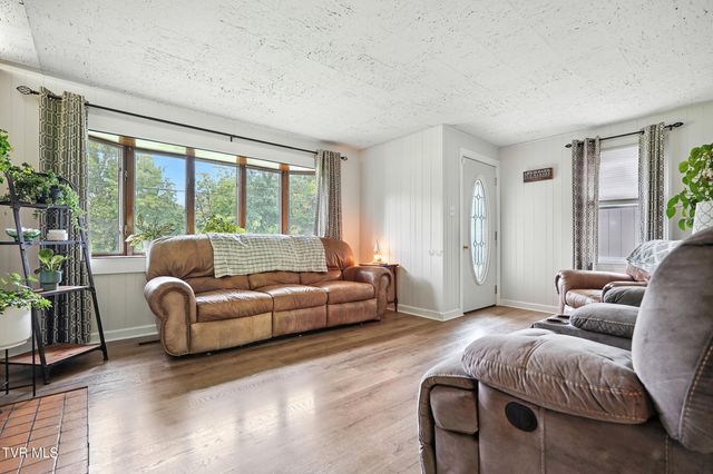 2684 South Highway 81, Jonesborough, TN 37659