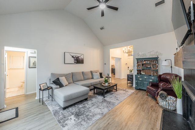 4529 Angelina Way, Fort Worth, TX 76137