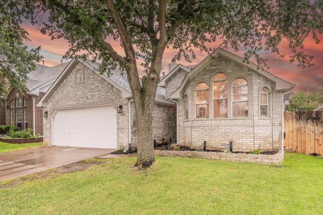 4529 Angelina Way, Fort Worth, TX 76137