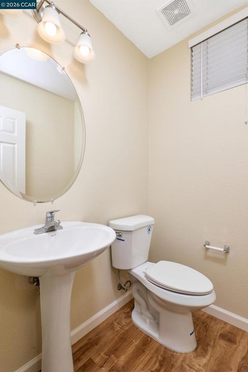 Image 14 of property listing at 962 Mayport Dr, Pittsburg, CA 94565