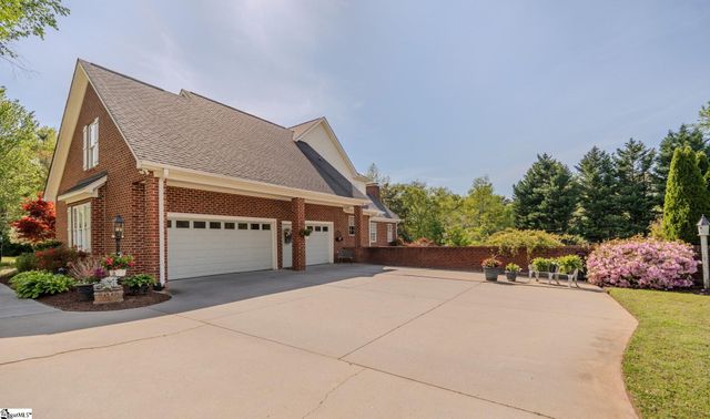 301 Rivercrest Drive, Taylors, SC 29687