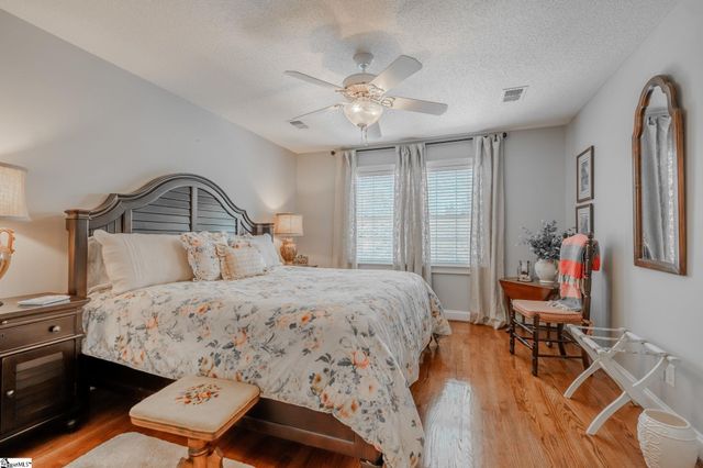 301 Rivercrest Drive, Taylors, SC 29687