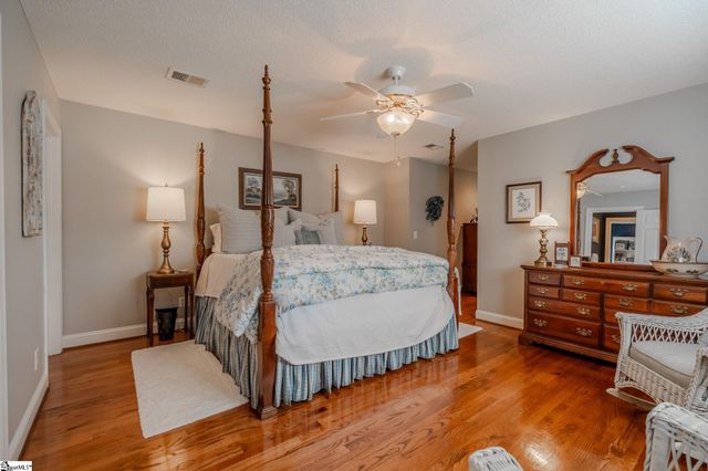 301 Rivercrest Drive, Taylors, SC 29687