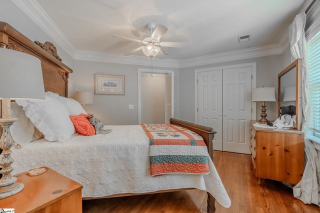 301 Rivercrest Drive, Taylors, SC 29687