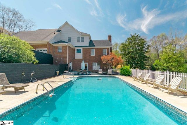 301 Rivercrest Drive, Taylors, SC 29687