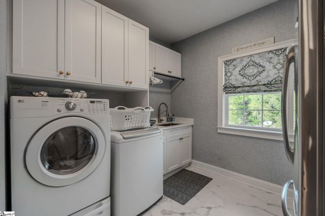 301 Rivercrest Drive, Taylors, SC 29687