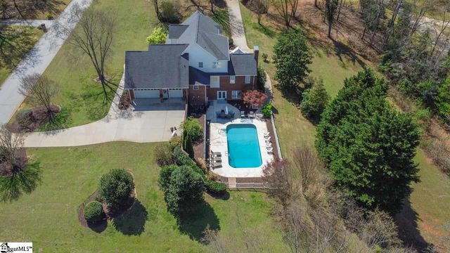 301 Rivercrest Drive, Taylors, SC 29687