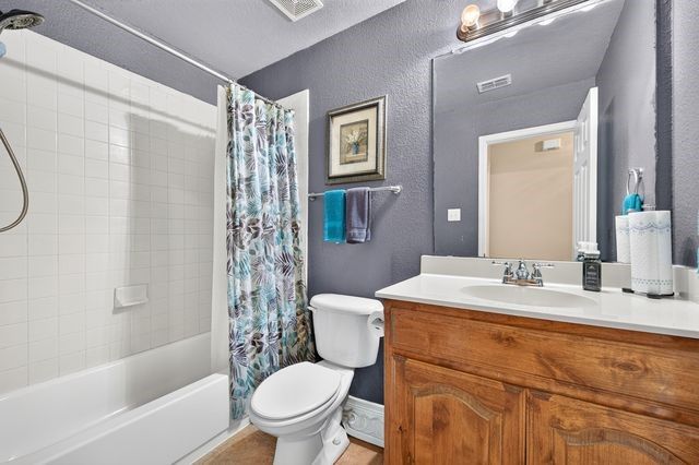 804 Bur Oak Drive, Burleson, TX 76028