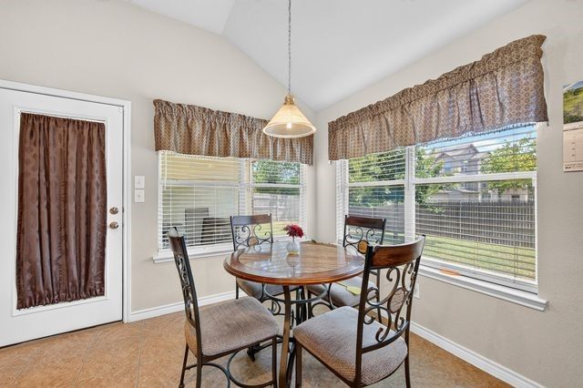 804 Bur Oak Drive, Burleson, TX 76028