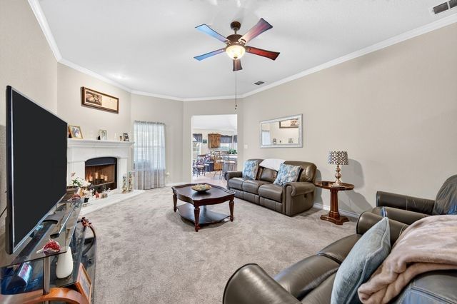 804 Bur Oak Drive, Burleson, TX 76028