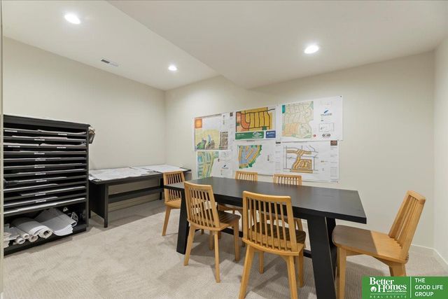 3651 S 218 Avenue, Elkhorn, NE 68022
