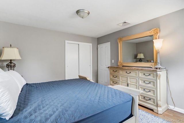 126 Henry Street, Massapequa, NY 11758
