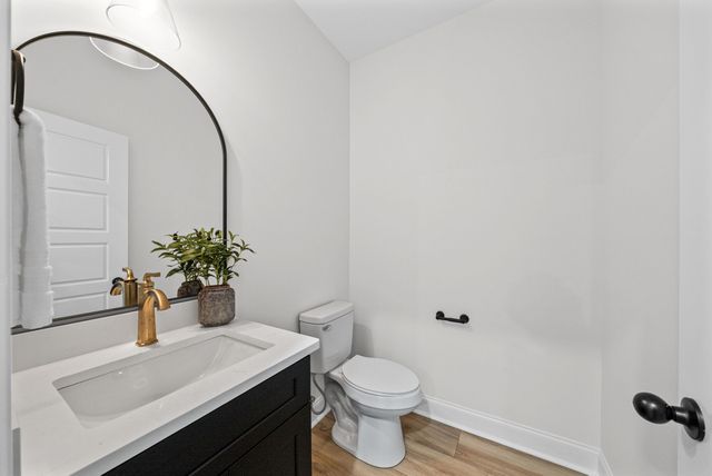 2108 Chivalry Way, Clarksville, TN 37040