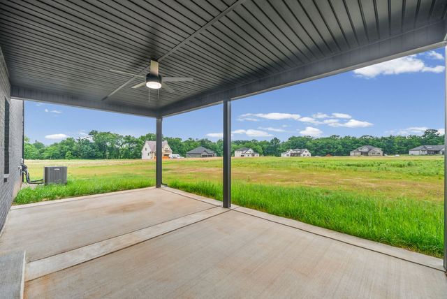 2108 Chivalry Way, Clarksville, TN 37040