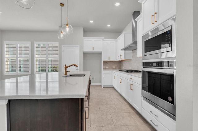 2852 POSADA LANE, Odessa, FL 33556