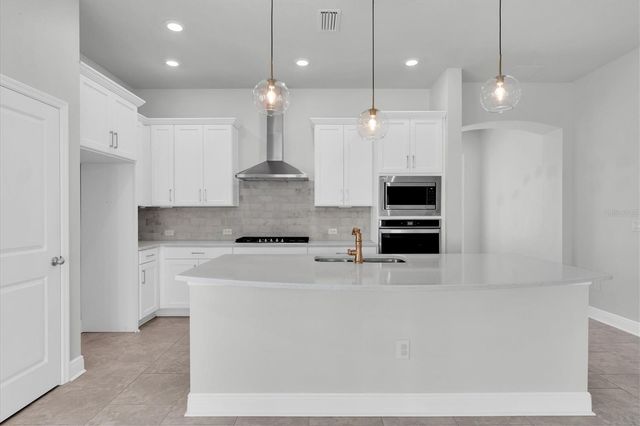 2852 POSADA LANE, Odessa, FL 33556