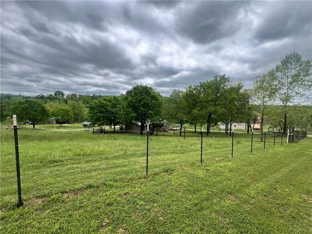 272 Madison 8105, Hindsville, AR 72738
