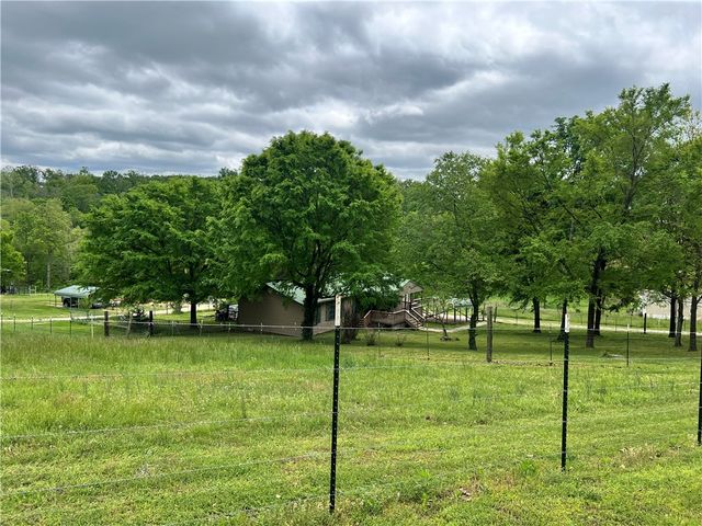 272 Madison 8105, Hindsville, AR 72738