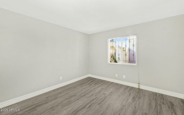 2847 N 46TH Avenue 10, Phoenix, AZ 85035