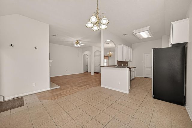 9218 E Lakeside Drive, Magnolia, TX 77354