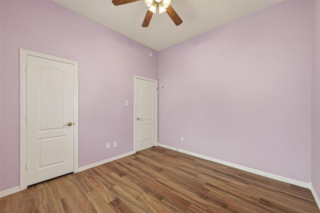 9218 E Lakeside Drive, Magnolia, TX 77354