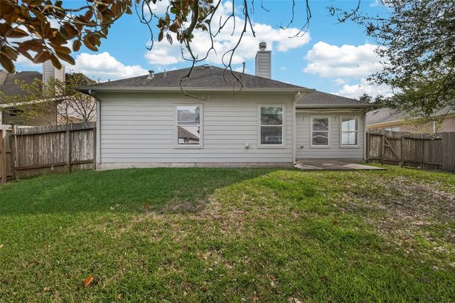 9218 E Lakeside Drive, Magnolia, TX 77354