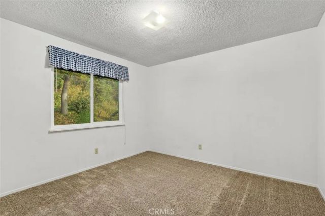 39566 Clearwater Drive, Oak Glen, CA 92399