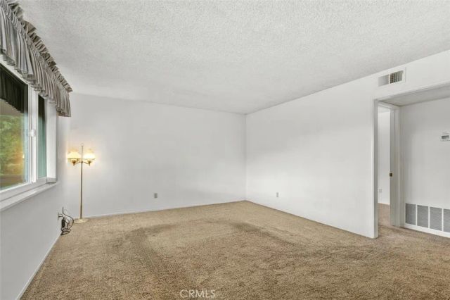 39566 Clearwater Drive, Oak Glen, CA 92399