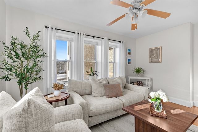 1666 Commonwealth Ave 26, Boston, MA 02135