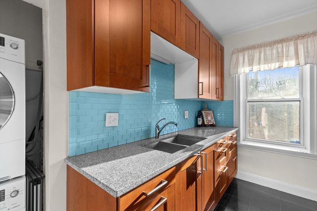 1666 Commonwealth Ave 26, Boston, MA 02135