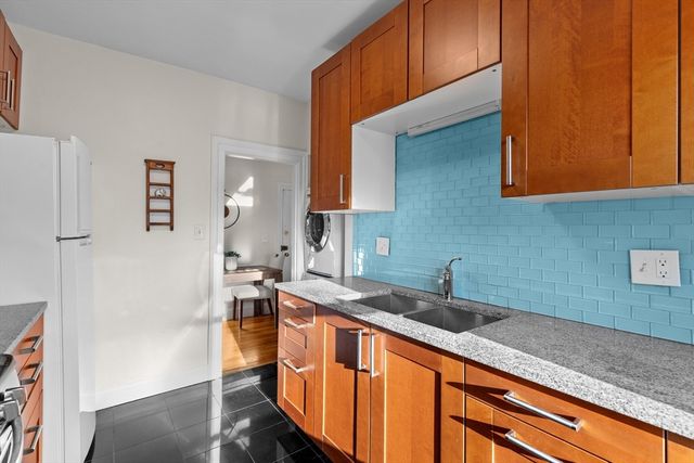 1666 Commonwealth Ave 26, Boston, MA 02135