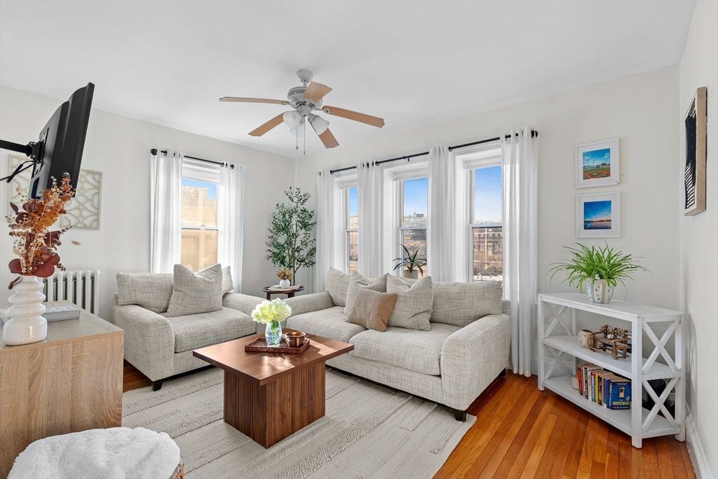 1666 Commonwealth Ave 26, Boston, MA 02135