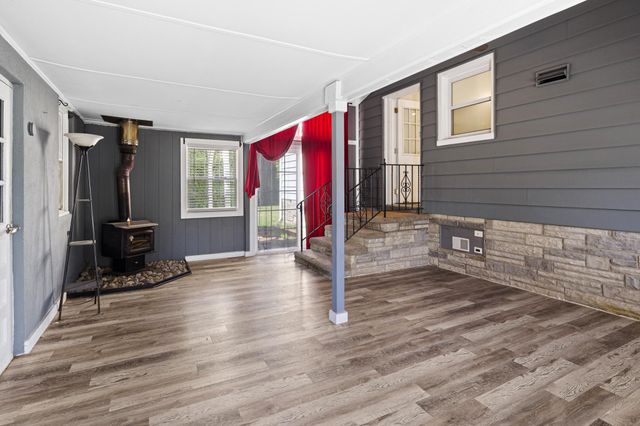 4 VIRGINIA AVE, Palmyra, NJ 08065