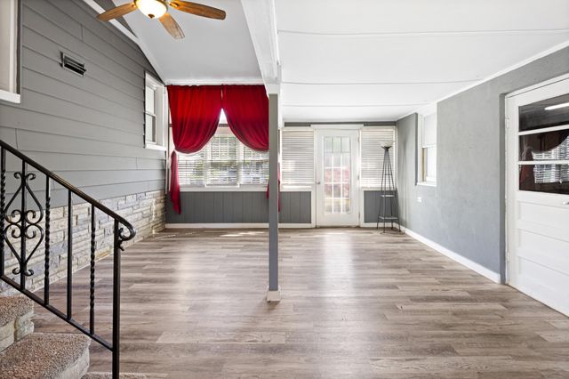 4 VIRGINIA AVE, Palmyra, NJ 08065