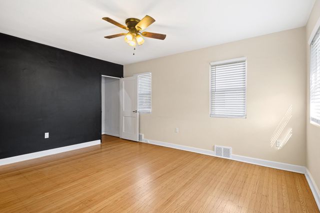 4 VIRGINIA AVE, Palmyra, NJ 08065