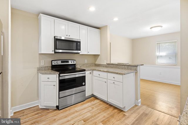 4 VIRGINIA AVE, Palmyra, NJ 08065