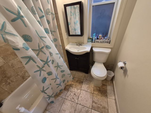 4126 W Adams Street, Chicago, IL 60624