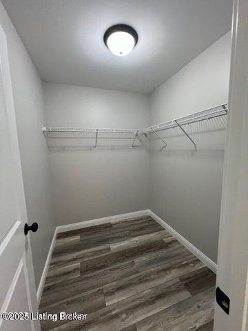 222 Open Meadow Dr, Bardstown, KY 40004
