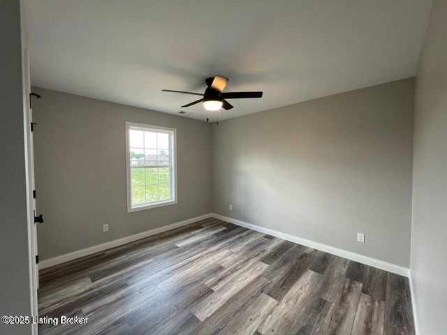 222 Open Meadow Dr, Bardstown, KY 40004