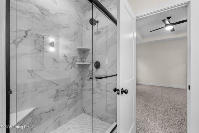 4657 Red Tail Ridge, Jeffersonville, IN 47130