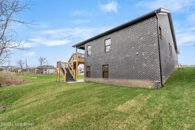 4657 Red Tail Ridge, Jeffersonville, IN 47130