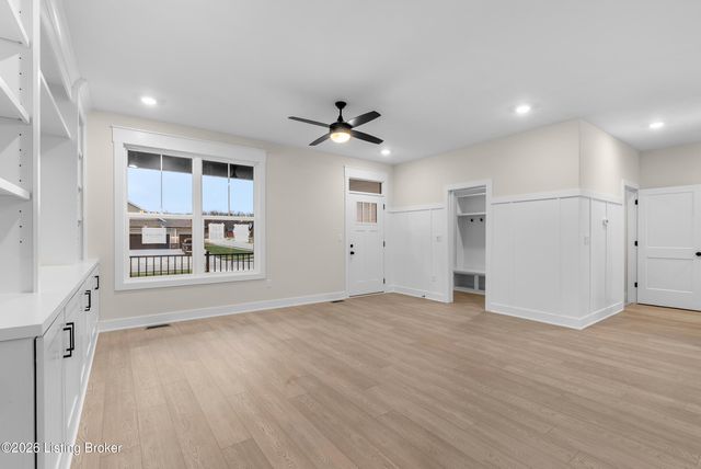 4657 Red Tail Ridge, Jeffersonville, IN 47130