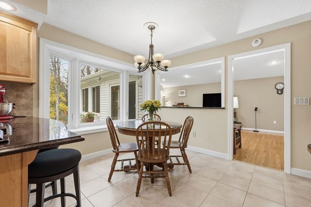 47 Academy Dr, Longmeadow, MA 01106