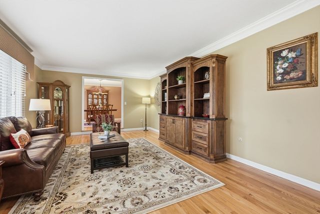 47 Academy Dr, Longmeadow, MA 01106