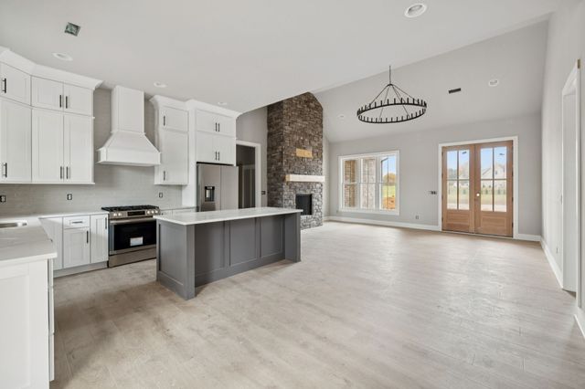 405 Chestnut Oak Ave, Smithville, TN 37166