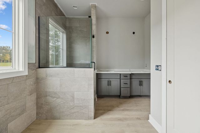 405 Chestnut Oak Ave, Smithville, TN 37166