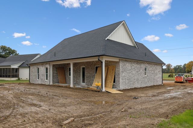 405 Chestnut Oak Ave, Smithville, TN 37166