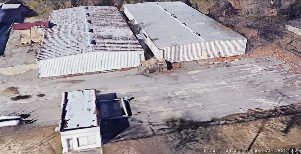 225 Dunn Road, Fayetteville, NC 28312 — exterior